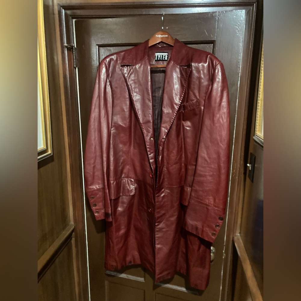 Richard Tyler  size 46 runway jacket